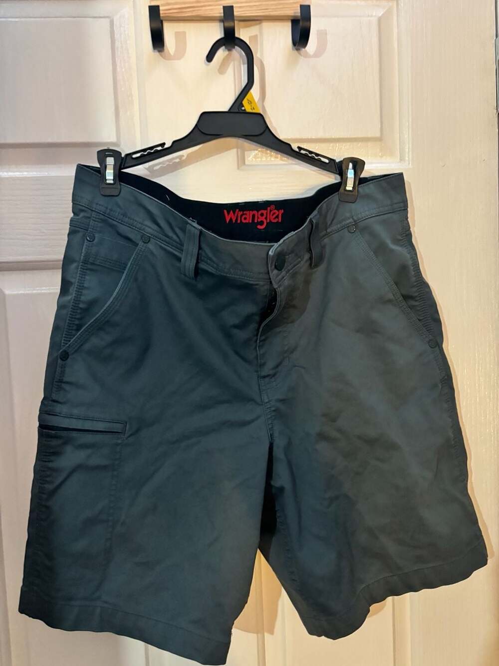 Wrangler Regular Fit 32 Performance Cargo Shorts